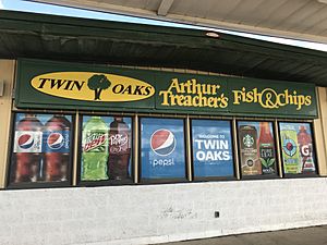 Twin Oaks Convienience Store with Attached Arthur Treacher's