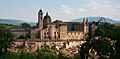 Urbino-palazzo e borgo