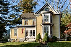 11 Fairmount Road East, Pottersville, NJ