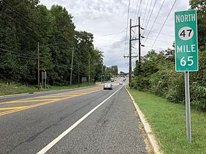 2018-09-07 15 32 57 View north along New Jersey State Route 47 (Delsea Drive) at Pitman Avenue along the border of Pitman and Glassboro in Gloucester County, New Jersey