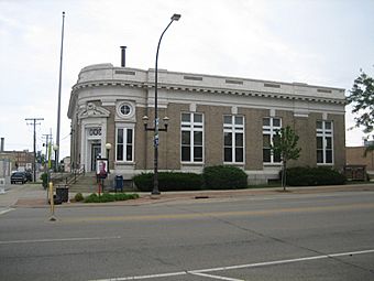 Belvidere IL United States Post Office9.jpg