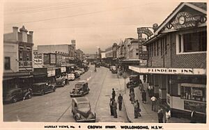 Crown Street, Wollongong, N.S.W. - 1940s