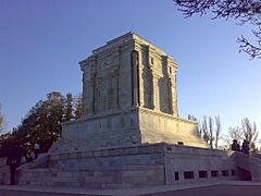 Ferdowsi tomb4