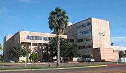 The Hidalgo County Courthouse at Edinburg in 2002