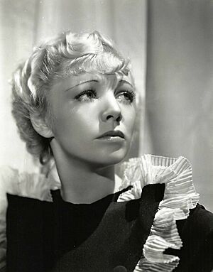 Isabel Jewell by Clarence Bull, 1933.jpg