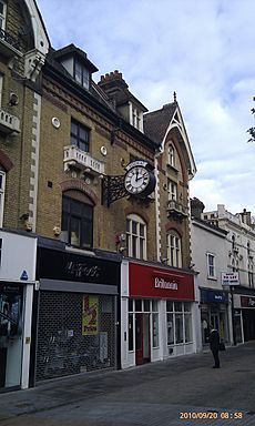 Kookai Clock Croydon