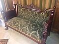 Lant settee