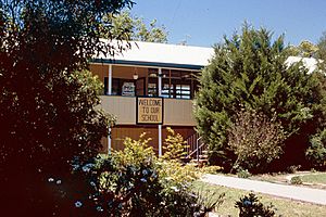 Leyburn State School (1995).jpg
