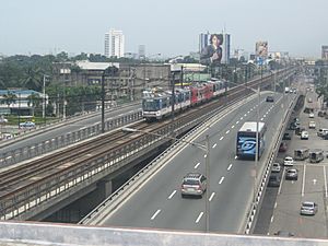 MRT-3 Train Quezon Avenue 1