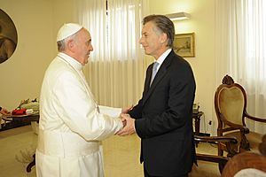 Mauricio Macri fue recibido por el Papa Francisco (9837084823)