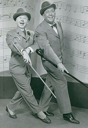 Mickey Rooney and James Dunn in Mr. Broadway (1957)