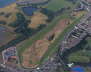 Musselburgh Racecourse from the air (geograph 5866918) (cropped).jpg