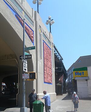 Ocean Pkwy & Brighton Beach Blvd BMT arch jeh