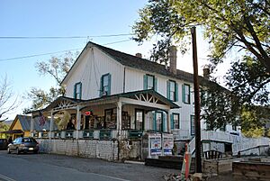 Old Boarding House Mercantile 189