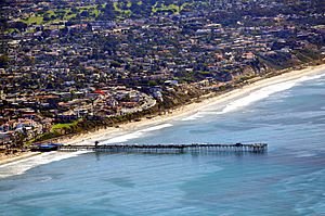 The San Clemente Pier and central San Clemente Beach on the Pacific Ocean