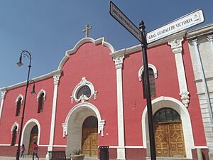 Templo de San Esteban (2012-09-11) Atras