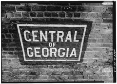 'Central of Georgia' sign painted on the underside of arch spanning West Boundary Street. - Central of Georgia Railway, 1860 Brick Arch Viaduct, Spanning West Boundary Street and HAER GA,26-SAV,18-9.tif