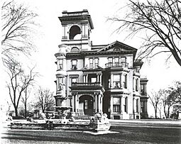 1529 W. Wisconsin Avenue JOHN PLANKINTON MANSION.jpg