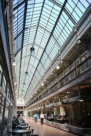 Colonial Arcade, 1