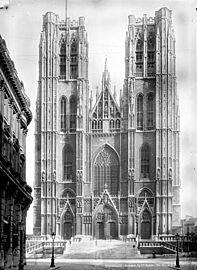 Eglise Sainte-Gudule - Façade ouest - Bruxelles - Médiathèque de l'architecture et du patrimoine - APMH00011282