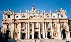 Facciata di San Pietro (febbraio 2005) resize