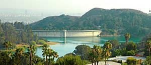 Lake Hollywood Reservoir by clinton steeds