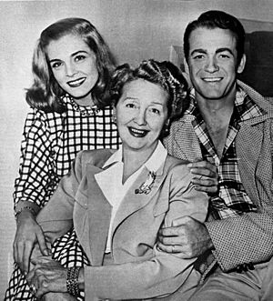 Lizabeth Scott, Hedda Hopper, and Mark Stevens, 1946