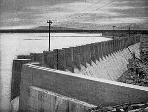 Minidoka Dam on Snake River in Idaho (1911)
