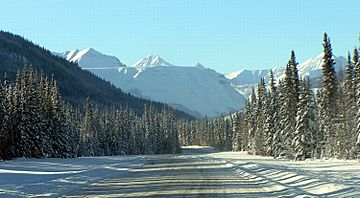 Muskwa Mountains-Alaska Highway.JPG