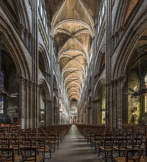 Notre-Dame de Rouen, Nave 20140521 1