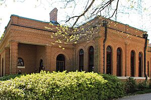 Peabody library building huntsville tx 2014