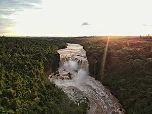 Salto Monday Paraguay