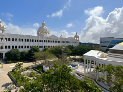 Sathyabama Administration building.png