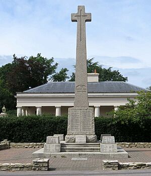 The war memorial in Camberley (geograph 5495525)