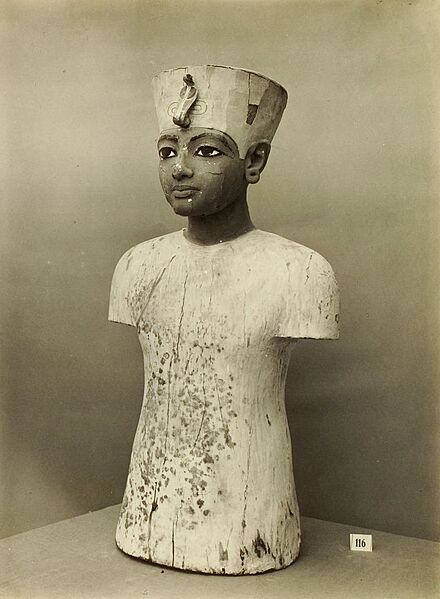 Tutankhamun tomb photographs 4 326