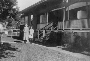 Unidentified patients and nurse at the Lady Musgrave Sanatorium Shorncliffe Brisbanef