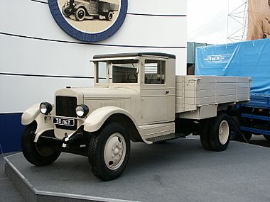 ZIS-5 truck 1933.JPG