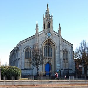 All Saints Church, Church Street, Landport, Portsmouth (NHLE Code 1387021) (November 2017) (3)