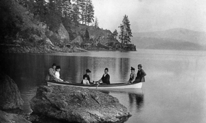 Boating around Tubb's Hill