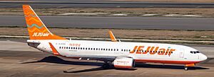 Boeing 737 Jeju Air at Fukuoka Airport (flatter cropped)
