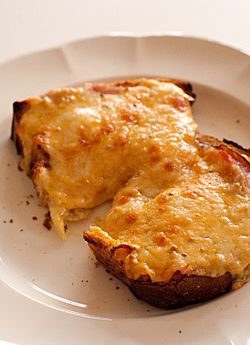 Cheese on toast-11.jpg