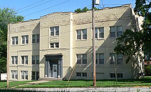 Daniel Boone Apartments from SE 1