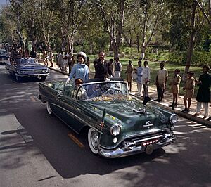 First Lady Jacqueline Kennedy's Motorcade in Lahore, Pakistan
