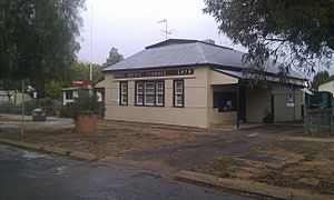 Ivanhoe NSW Post Office 2011