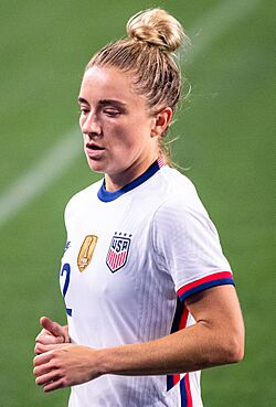 Kristie Mewis USWNT vs Paraguay, 2021-09-16 (cropped).jpg