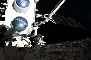 NASA image STS37-051-021 Jay Apt on the first EVA of STS-37 with CGRO