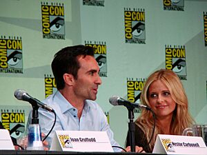 Nestor Carbonell & Sarah Michelle Gellar (5983154188)