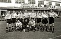 Partido de fútbol entre la Real Sociedad y el Atletic de Bilbao en el campo de Atotxa (1 de 5) - Fondo Car-Kutxa Fototeka