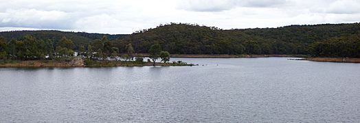South Parra Reservoir panorama 2