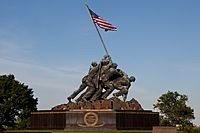 Sculpture of five Marines erecting an American flag